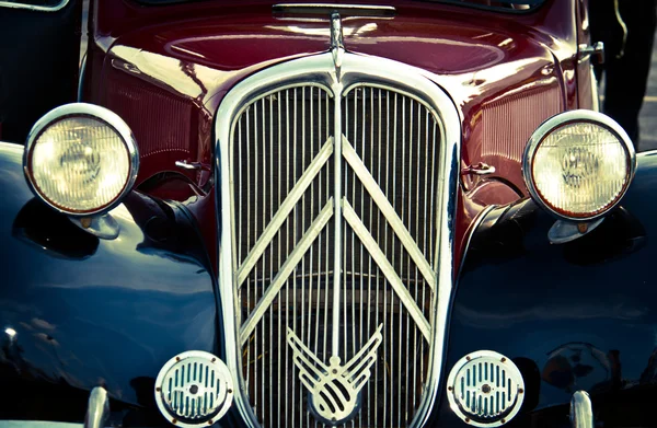 Old car front view — Stock Photo, Image