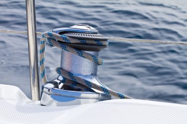 Palamar yelkenli yat güvertede