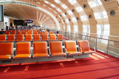 Toulose, Fransa - 9 Temmuz 2015: Charles degol Airport, Cdg