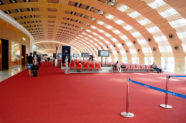 TOULOSE, FRANÇA - JULHO 9, 2015: Charles degol Airport, CDG — Fotografia de Stock