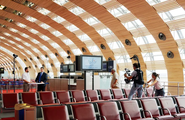 TOULOSE, FRANÇA - JULHO 9, 2015: Charles degol Airport, CDG — Fotografia de Stock