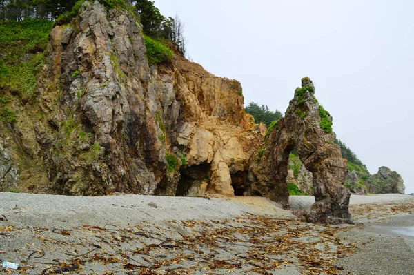 Țărmurile Stâncoase Plajă Sălbatică Golful Mării Okhotsk Insula Sahalin — Fotografie, imagine de stoc