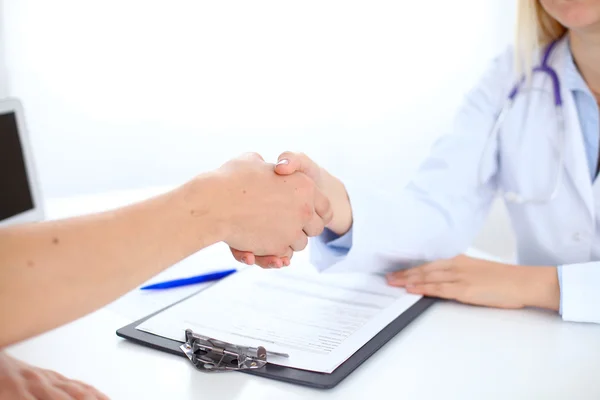 Partnership, trust and medical ethics concept — Stock Photo, Image