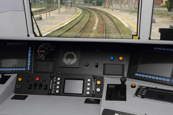 tren kontrol kabin