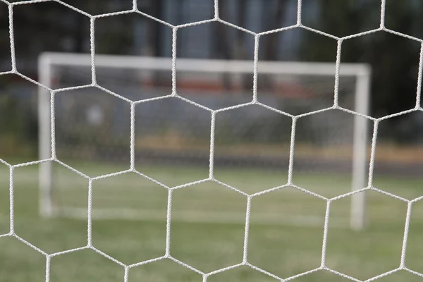 A porta em um campo de futebol — Fotografia de Stock