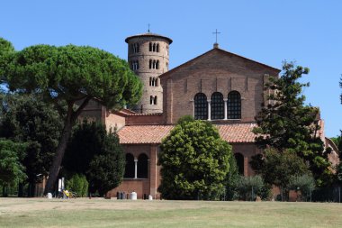 Sant'Apollinare Classe içinde