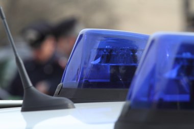 polis arabası siren