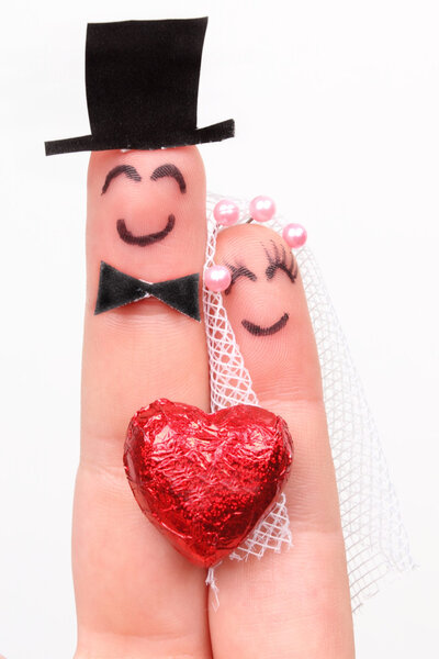 husband and wife, married, drawing on the fingers