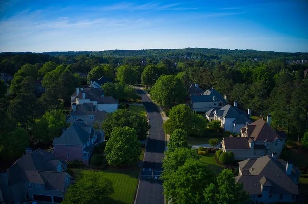 Eine Schöne Panorama Luftaufnahme Einer Ansammlung Schöner Häuser Gepflegter Höfe — Stockfoto