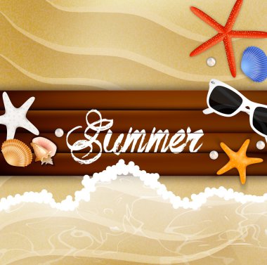 Deniz yıldızı ve ahşap arka plan üzerinde güneş gözlüğü üzerinde