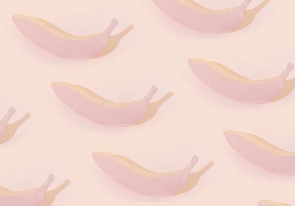 Пофарбовані Рожеві Бананові Фрукти Рожевому Тлі Концепція Монохромного Візерунка Фруктів — стокове фото