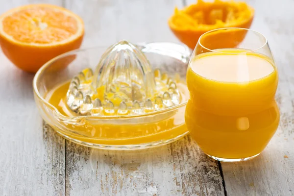 Kahvaltı, kahve ve kruvasan