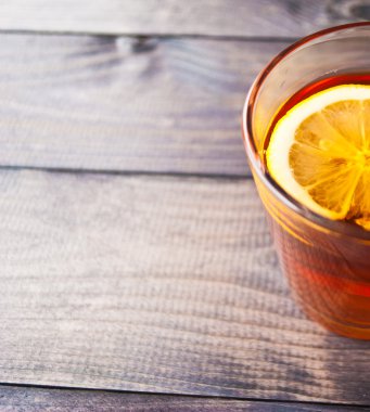 Limonlu çay.