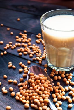 soya sütü ve fasulye