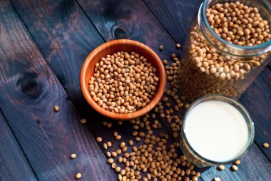 soya sütü ve fasulye