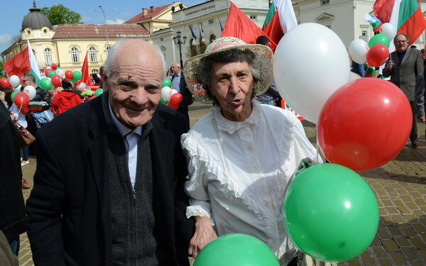 Socialist supporters participate in a rally to mark May Day, May 1, 2015 in Sofia, Bulgaria