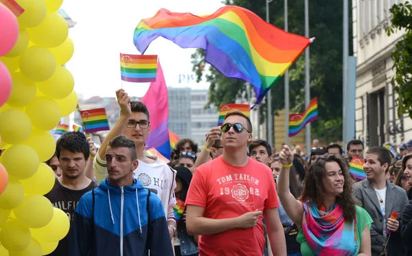 1000 people took part in the Paris Gay Pride parade