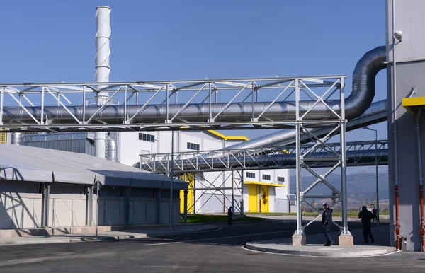 Impianto di riciclaggio dei rifiuti. Grande impianto per il trattamento dei rifiuti domestici a Sofia, Bulgaria il 16 settembre 2015 — Foto Stock