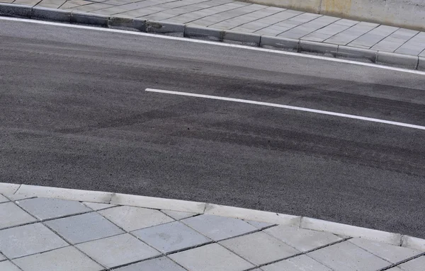 歩道と車道 — ストック写真