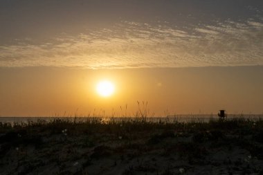 Zahara de los Atunes, Cadiz 'de günbatımı. İspanya.