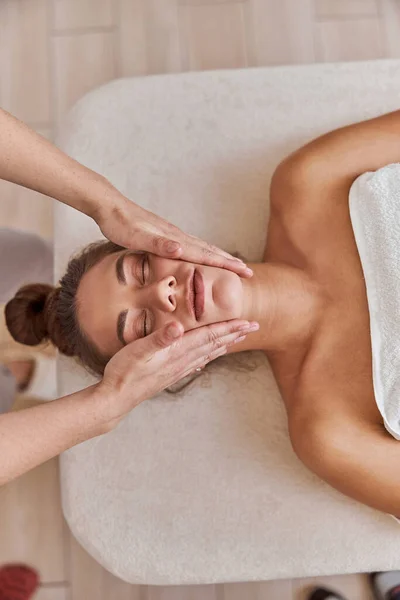 Young Atractive Female Massage Salon Having Beauty Healthcare Procedures — Stock Photo, Image