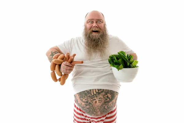 Emocjonalny Tłuszcz Zabawny Wytatuowany Mężczyzna Jedzeniem Odizolowanym Białym Tle — Zdjęcie stockowe