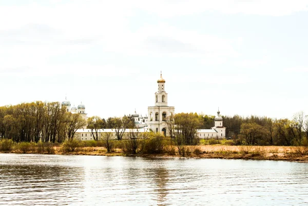 Manastır Veliky Novgorod