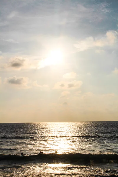 denizde gün batımı