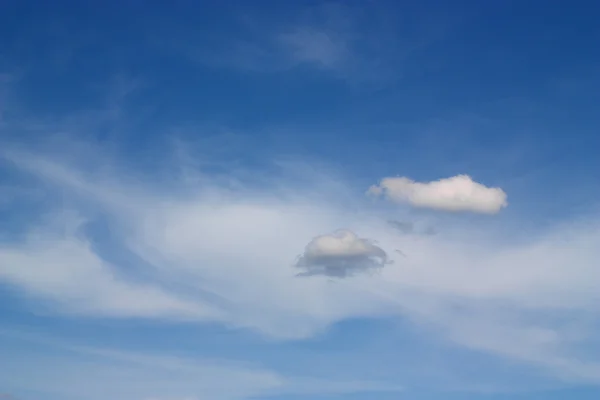 青い空の雲 — ストック写真