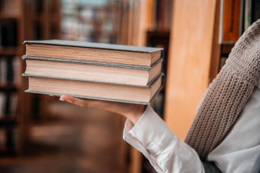 eğitim, lise, üniversite öğrenme kavramı.