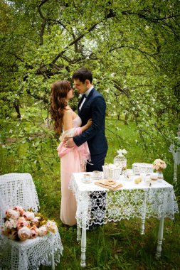 İki Park. Düğün dekor çiçek bahçeleri