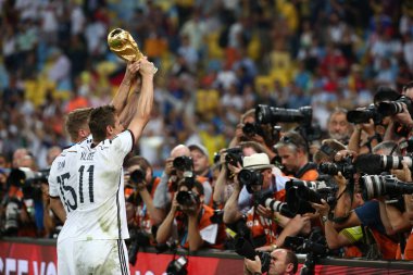 Rio de Janeiro-Brazil, 14 Temmuz 2014 FIFA Dünya Kupası Finali, Almanya Maracan Stadyumu 'nda şampiyonluk kupasıyla
