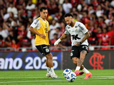 Rio de Janeiro, Brezilya, 9 Kasım 2025. Brezilya Futbol Şampiyonası, Flamengo ve Santos arasında Maracan Stadyumu 'nda oynanan maç. Oyuncu Neymar iş başında.