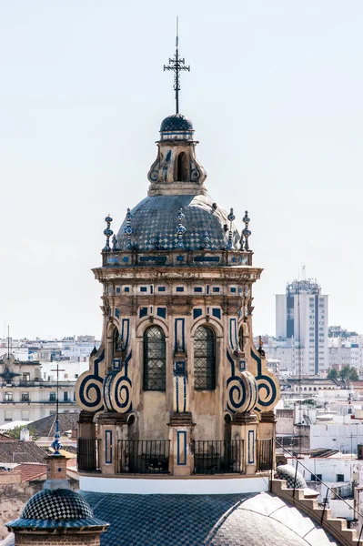 Koepel van de kerk van de aankondiging, Sevilla — Stockfoto
