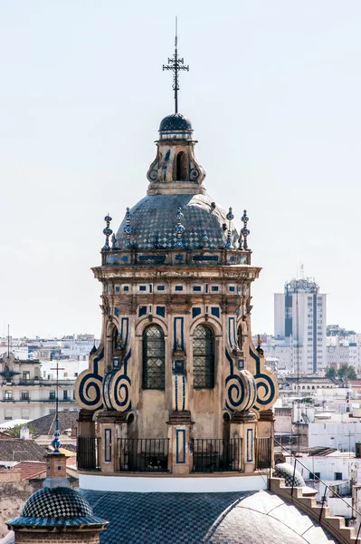 Duyuru, Sevilla, kilisenin kubbesi