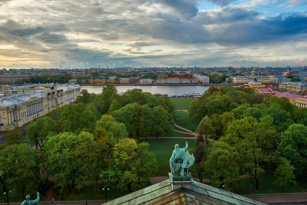 Panoramic View Petersburg Russia Isaac Cathedral Heavy Sky Dramatic Light — Stock Photo, Image