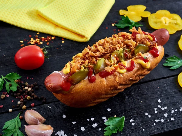Tasty Hot Dog Wood — Stok fotoğraf