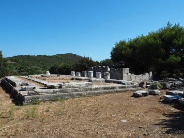 Rhamnous _ Attica _ Yunanistan 'daki Nemesis Sığınağı kalıntıları