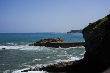 Doğu Fransa kıyılarını fetheden çalkantılı Atlantik Okyanusu - Temmuz 2019.