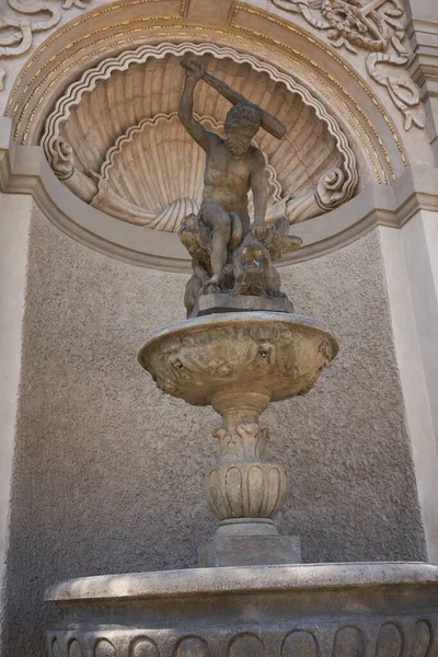 Prague République Tchèque Avril 2021 Fontaine Avec Une Statue Hercule — Photo