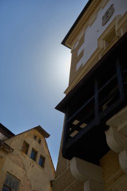  Zatec, Çek Cumhuriyeti - 11 Mayıs 2021 - Gotik Rahip Kapısı ortaçağ güçlendirilmiş Zatec kasabasının iki girişinden biridir..                              