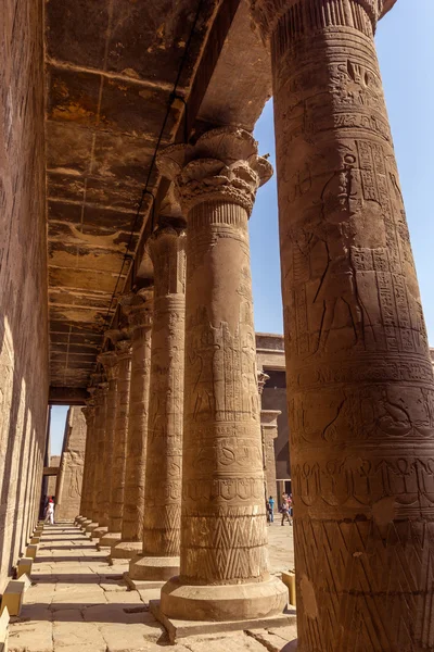 Kolumny Horus Edfu — Zdjęcie stockowe