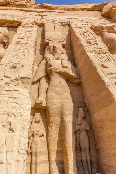 Hathor abu simbel