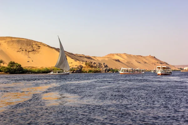 Nil tekneler ve dune