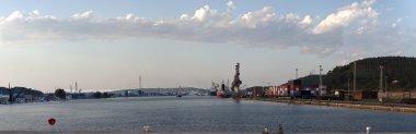 panoramik aviles Limanı