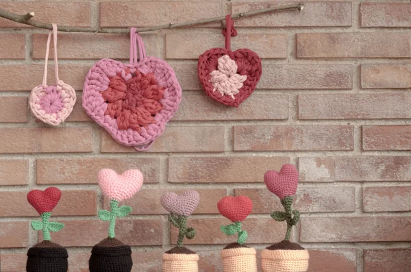 Decorações namorados corações e corações de flores — Fotografia de Stock