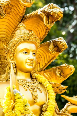 Huai Tueng thao Baraj Parkı 'ndaki Wisnu heykeli, Chiangmai, Tayland