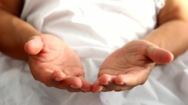 Eller yalvarıyor, Stüdyo Chiangmai Tayland 'ı kapatın.