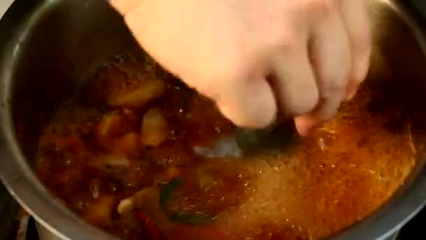 Готовить Кунг Креветки Остром Супе Тайская Знаменитая Еда — стоковое видео