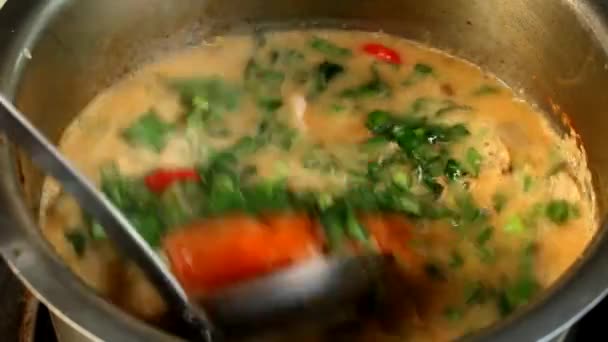 Cooking Tom Yum Kung Prawn Spicy Soup Thai Famous Food — Stock Video